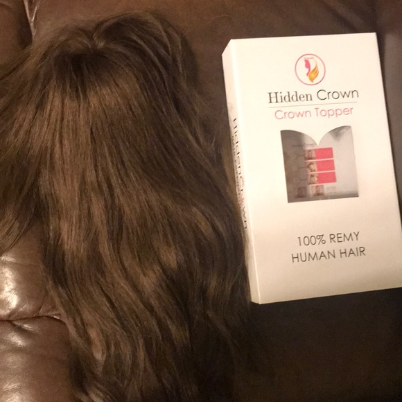 Hidden Crown Halo Extensions 16” & Topper - Picture 4 of 4